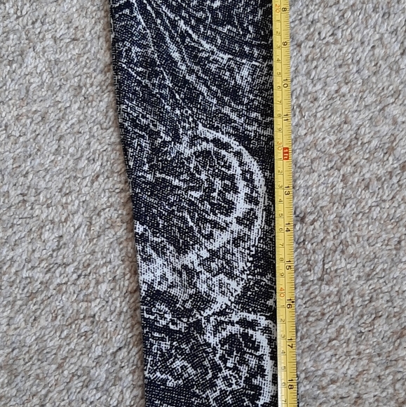 ANN TAYLOR - Rich black and white top for women - Size: S - Picture 14 of 15